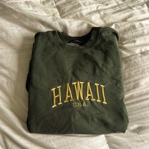 Brandy Melville Hawaii crewneck